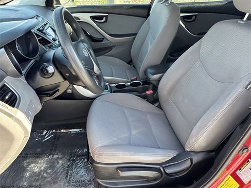 Used 2015 Hyundai Elantra SE w/ Option Group 02 image 9