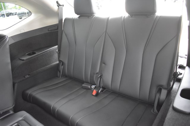 Used 2024 Acura MDX SH-AWD image 17