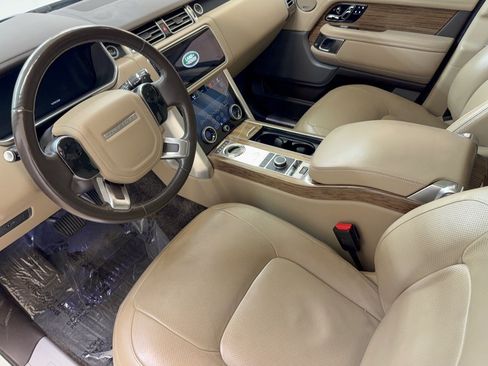 Used 2019 Land Rover Range Rover HSE AWD/4WD image 4