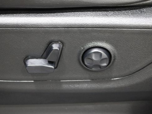 Used 2020 RAM 1500 Rebel w/ Rebel Level 1 Equipment Group AWD/4WD image 5