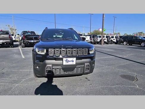 New 2026 Jeep Cherokee Limited image 18