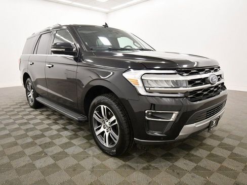 Used 2024 Ford Expedition Limited image 10