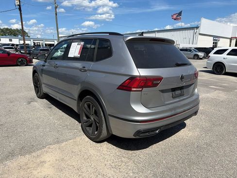 Used 2023 Volkswagen Tiguan SE R-Line FWD image 7