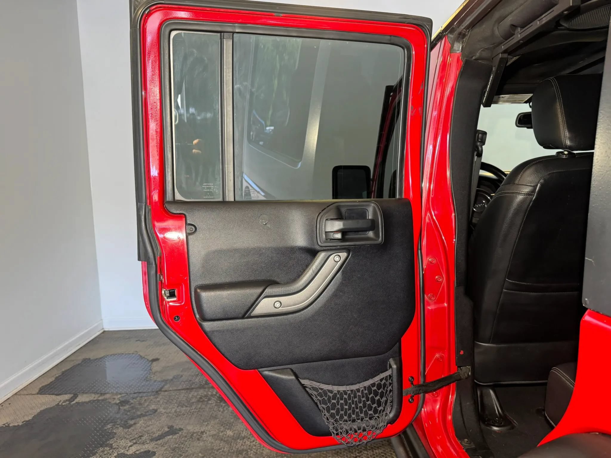 Used 2014 Jeep Wrangler Unlimited Sport w/ Quick Order Package 24S AWD/4WD image 26