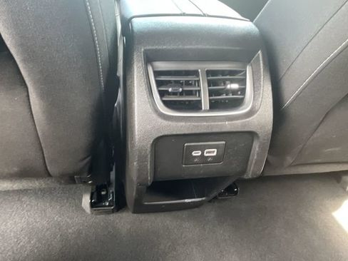 Certified 2024 Chevrolet Blazer LT w/ Convenience Package FWD image 21