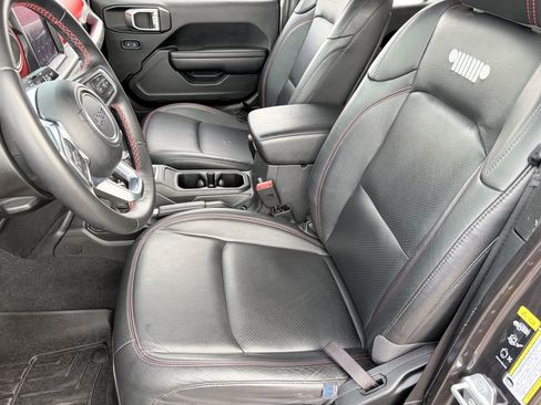 Used 2021 Jeep Wrangler Unlimited Rubicon AWD/4WD image 19