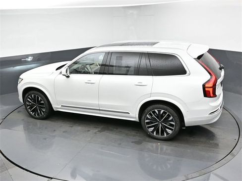 New 2026 Volvo XC90 B6 Ultra image 48