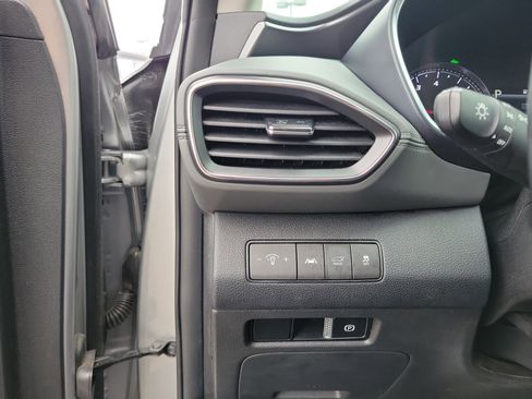 Used 2023 Hyundai Santa Fe SEL image 20