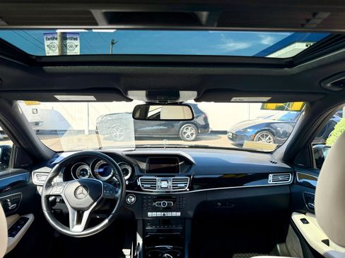 Used 2014 Mercedes-Benz E 250 BlueTEC Sedan image 27