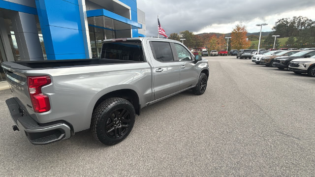 Used 2023 Chevrolet Silverado 1500 RST w/ Z71 Off-Road Package AWD/4WD image 3