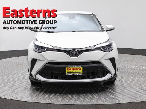 Used 2021 Toyota C-HR LE FWD image 2
