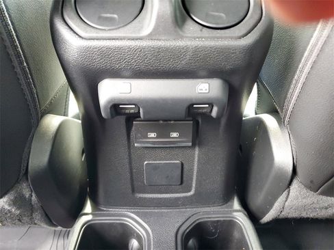 Used 2022 Jeep Gladiator Overland w/ Popular Equipment Package image 12