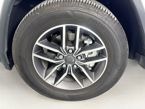 Used 2020 Jeep Grand Cherokee Limited image 41