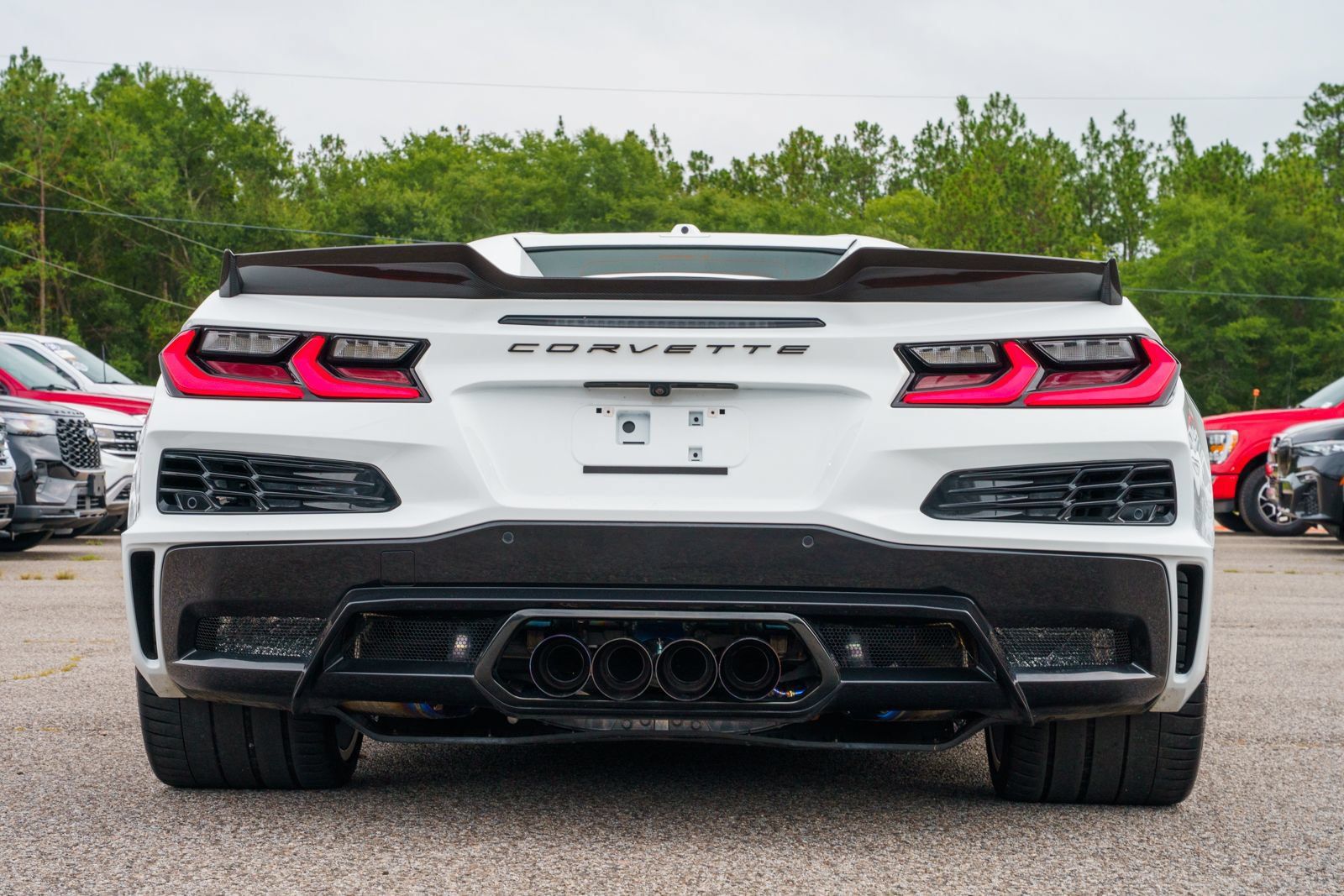 Used 2024 Chevrolet Corvette Z06 RWD image 13