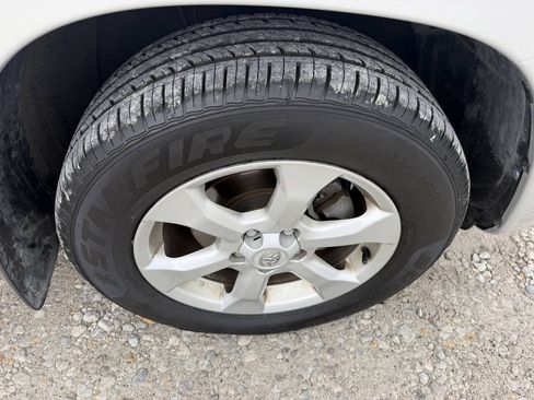 Used 2011 Toyota RAV4 Limited w/ Limited Extra Value Pkg AWD/4WD image 12