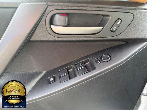 Used 2012 MAZDA MAZDA3 i Sport FWD image 8