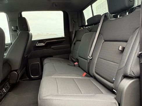 New 2026 GMC Sierra 2500 SLE w/ SLE Value Package; image 17