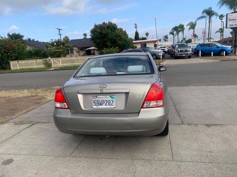 Used 2003 Hyundai Elantra GLS FWD image 3