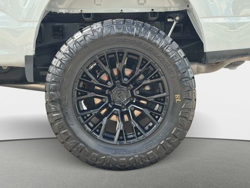 Used 2026 Ford F150 Lariat AWD/4WD image 13