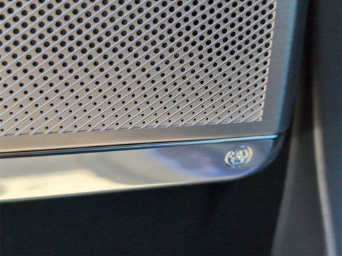 Used 2026 Cadillac Vistiq Sport image 19