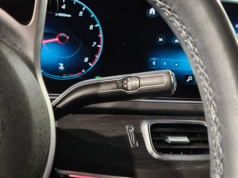 Used 2021 Mercedes-Benz GLE 350 4MATIC image 34