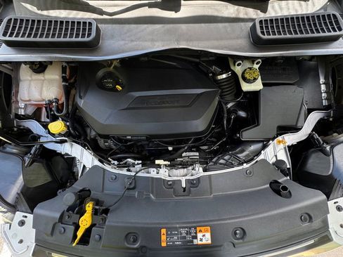 Used 2014 Ford Escape SE FWD image 18