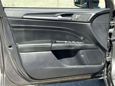 Used 2020 Ford Fusion Energi Titanium image 30