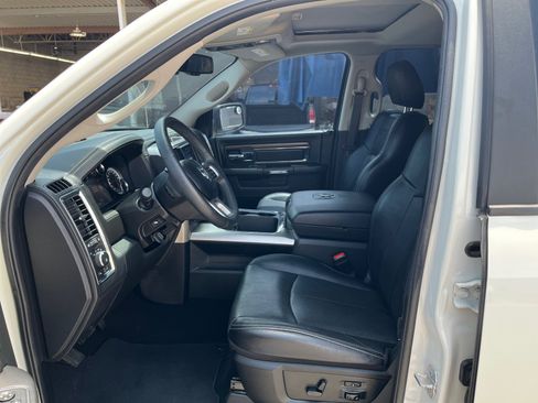 Used 2018 RAM 1500 Laramie w/ Convenience Group AWD/4WD image 14
