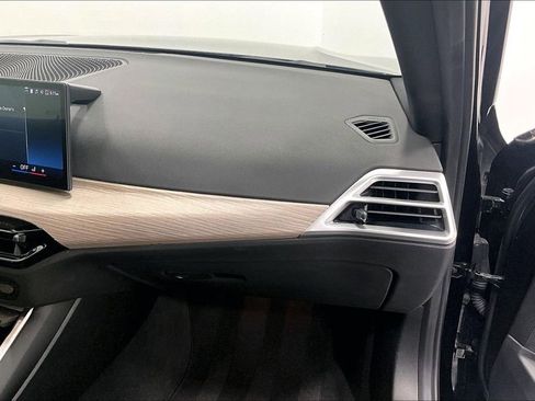 Used 2025 BMW 330i xDrive Sedan image 14