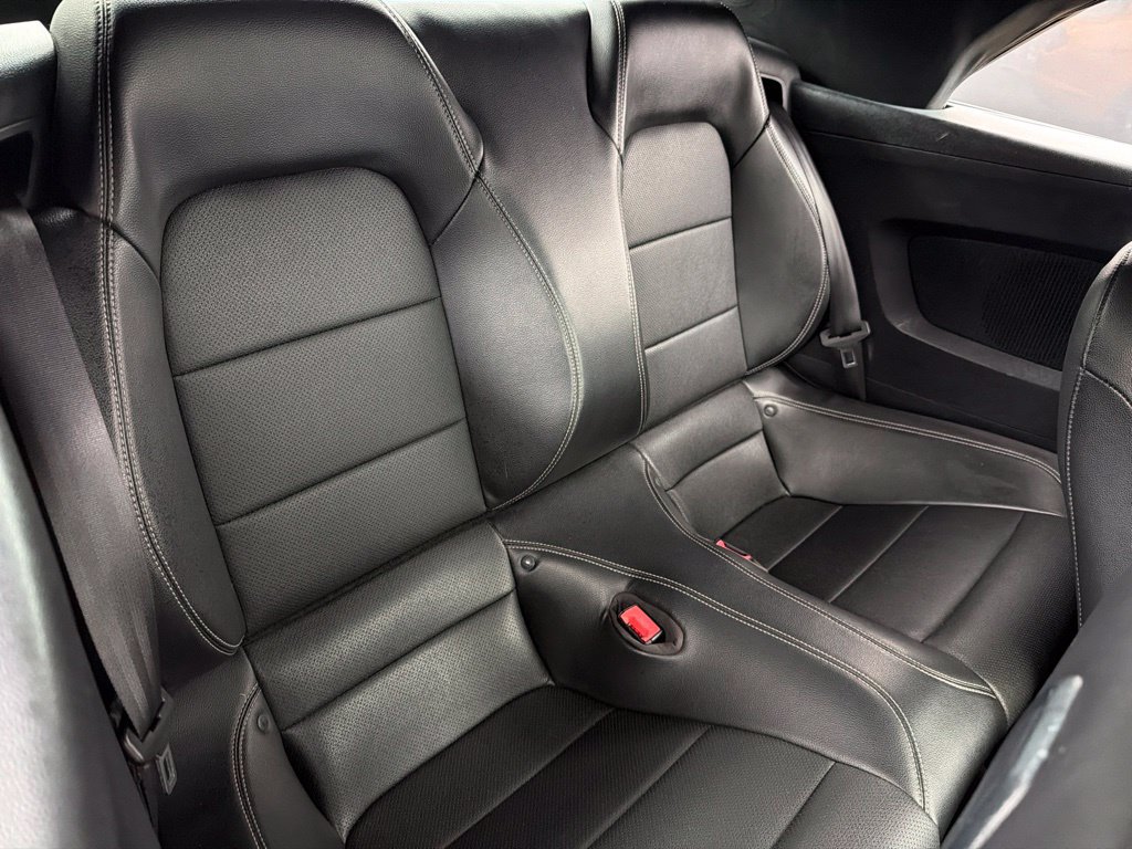 Used 2018 Ford Mustang GT Premium RWD image 22
