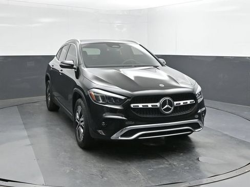 New 2025 Mercedes-Benz GLA 250 4MATIC image 17