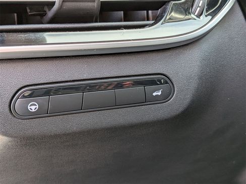 Used 2022 INFINITI QX60 Sensory w/ Cargo Package image 17