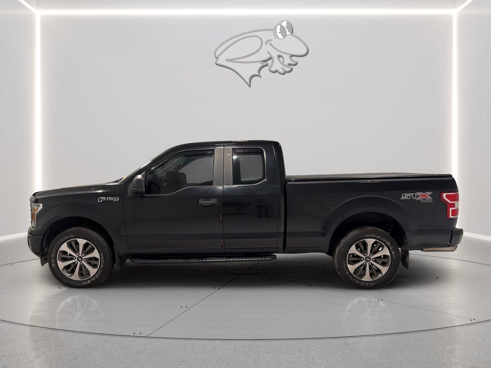 Used 2020 Ford F150 XL w/ Equipment Group 101A Mid AWD/4WD image 2