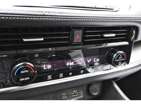 Certified 2022 Nissan Rogue SV image 22