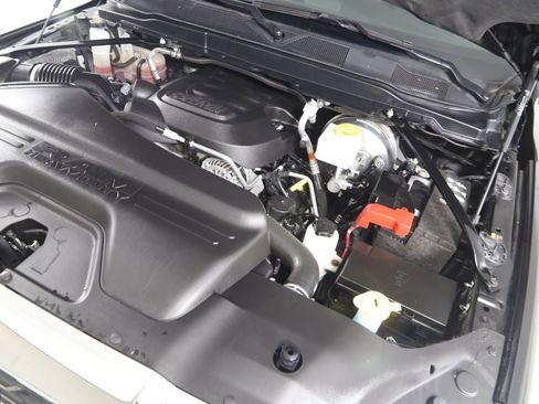 Used 2024 RAM 2500 Big Horn w/ Level 2 Equipment Group AWD/4WD image 19