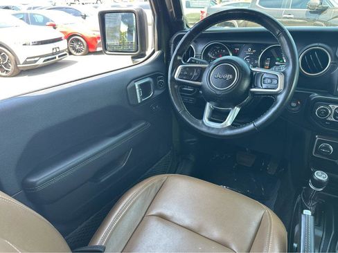 Used 2021 Jeep Wrangler Unlimited Sahara w/ Cold Weather Group image 19