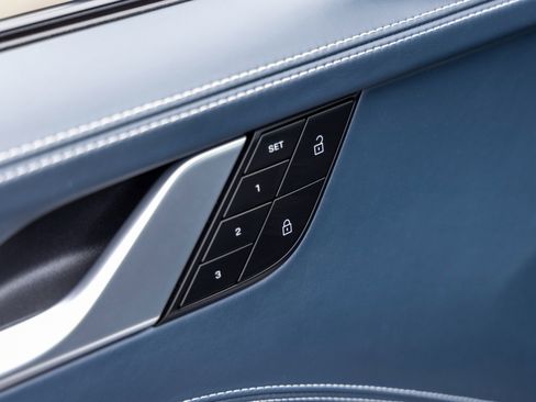 Certified 2022 Porsche 911 Turbo S image 24