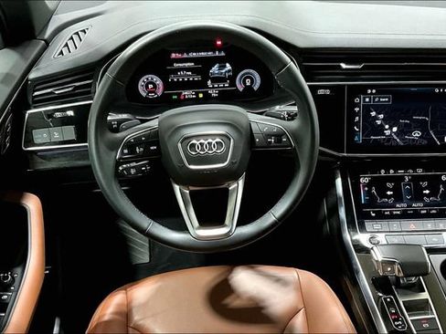Certified 2023 Audi Q7 3.0T Premium w/ Convenience Package AWD/4WD image 3