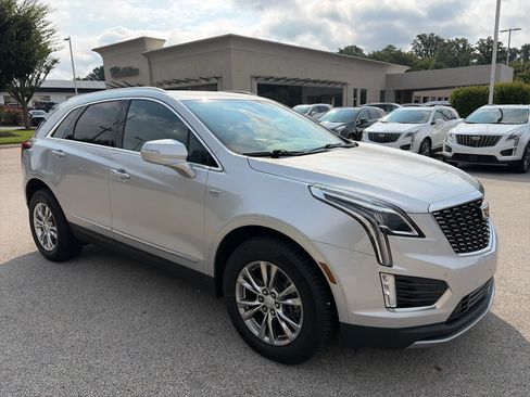 Used 2020 Cadillac XT5 Premium Luxury AWD/4WD image 5