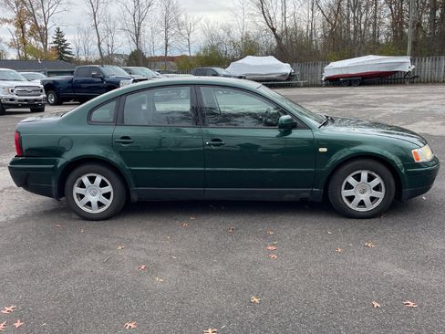 Used 1999 Volkswagen Passat GLS image 4