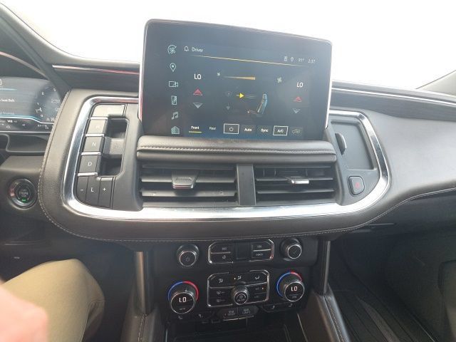 Used 2023 Chevrolet Suburban Z71 w/ Luxury Package AWD/4WD image 21