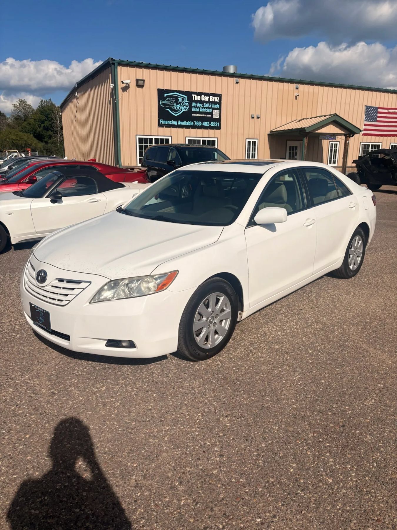 Used 2007 Toyota Camry XLE FWD image 1