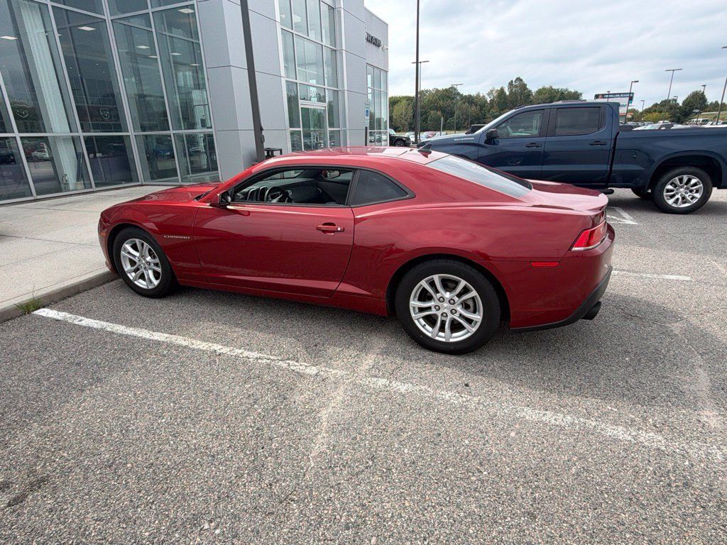 Used 2014 Chevrolet Camaro LS RWD image 6