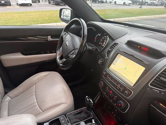 Used 2015 Kia Sorento SX AWD/4WD image 19
