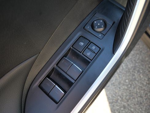 Certified 2025 Toyota RAV4 XLE AWD/4WD image 20