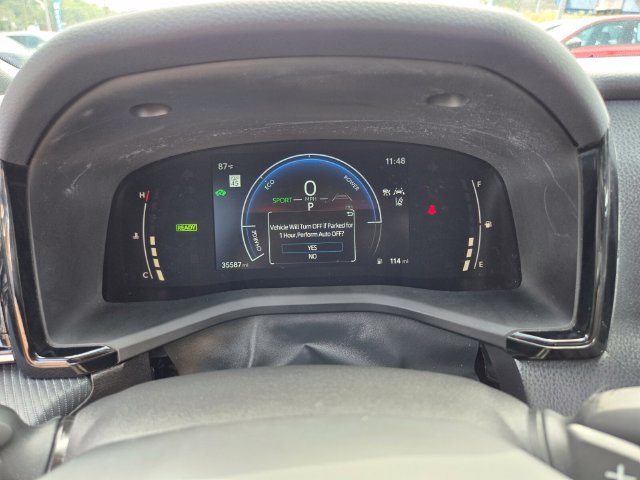 Used 2025 Toyota Camry SE FWD image 32