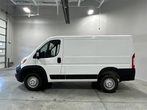 New 2025 RAM ProMaster 1500 w/ Convenience Group image 9