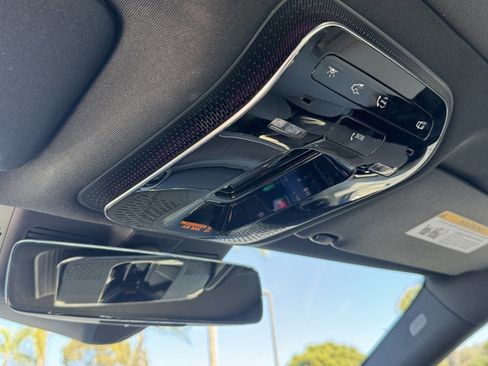 Used 2025 Mercedes-Benz C 300 Sedan image 23