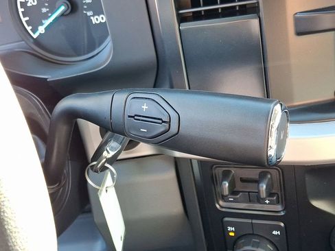 New 2026 Ford F550 4x4 SuperCab Super Duty w/ XLT Value Package image 12