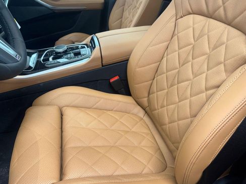 New 2026 BMW X5 xDrive50e w/ M Sport Package image 19